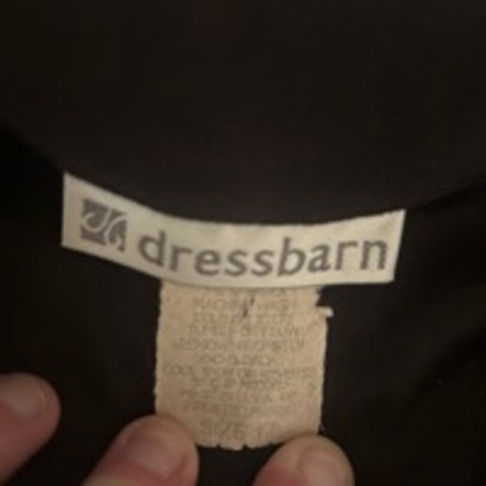 Women's Dressbarn Black Long Sleeve Blouse Size 12
102 - Picture 6 of 7